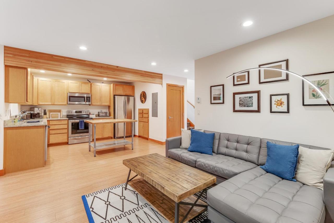 Mckinnis Hill Cabin Eastsound Экстерьер фото