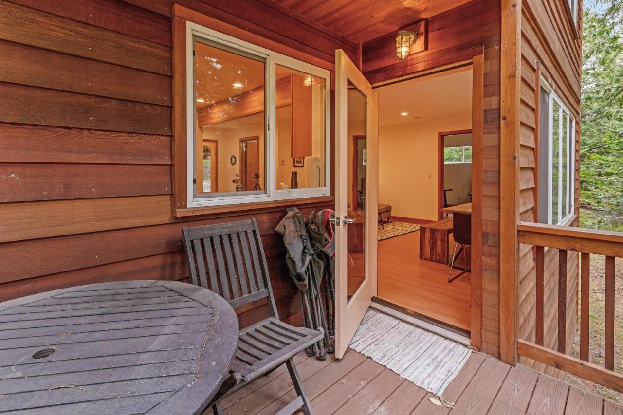 Mckinnis Hill Cabin Eastsound Экстерьер фото