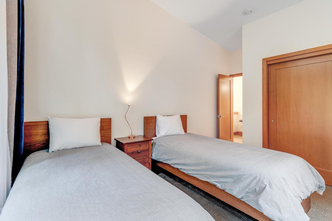 Mckinnis Hill Cabin Eastsound Экстерьер фото